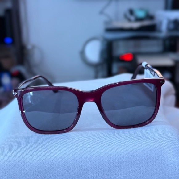 Persol Sunglasses - Picture 1 of 3
